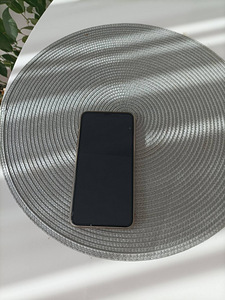 iPhone 11 Pro Max 64GB kuldne (2 foto / 2)