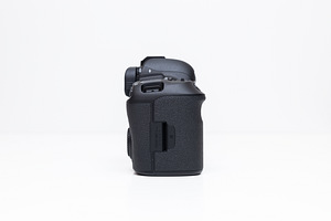 Canon EOS 5D Mark IV (body) peegelkaamera (6 foto / 10)