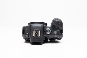 Canon EOS R6 (body) hübriidkaamera (uus) (7 foto / 10)