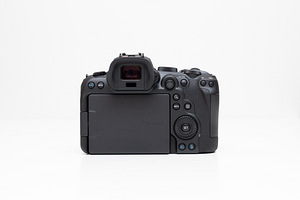 Canon EOS R6 (body) hübriidkaamera (4 foto / 10)