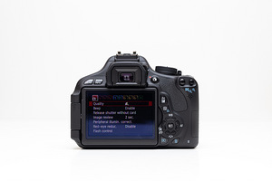 Canon EOS 600D (body) peegelkaamera (6 foto / 10)