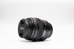 Canon EF 85mm f/1.8 USM objektiiv (5 foto / 10)