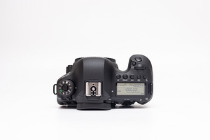 Canon EOS 6D Mark II (body) peegelkaamera (7 foto / 10)