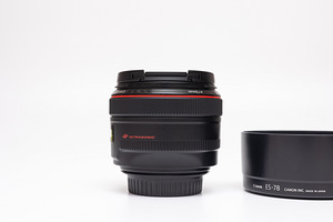 Canon EF 50mm f/1.2L USM objektiiv (2 foto / 10)