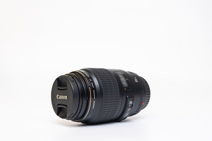 Canon EF 100mm f/2.8 Macro USM objektiiv (5 foto / 10)
