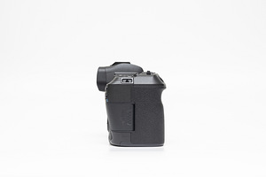 Canon EOS R (body) hübriidkaamera (7 foto / 10)