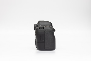 Canon EOS 6D Mark II (body) peegelkaamera (6 foto / 10)
