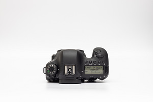 Canon EOS 6D Mark II (body) peegelkaamera (7 foto / 10)