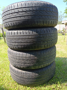 Continental Cross Contact UHP 235x60 R18 XL suverehvid (1 foto / 6)