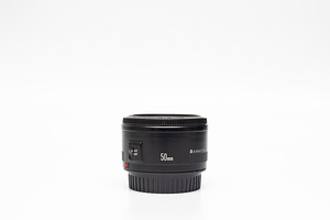 Canon EF 50mm f1.8 II objektiiv (1 foto / 8)