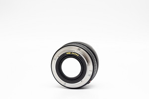 Canon EF 50mm f/1.4 USM objektiiv (9 foto / 10)