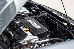 Honda Accord Executive Plus 2.4 K24Z3 148kW (12 фото из 15)