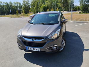 Hyundai ix35 (4 фото из 8)