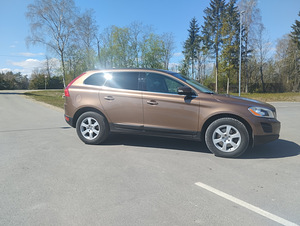 Volvo xc60 (2 foto / 7)