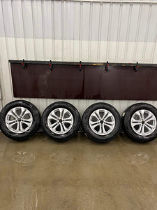 MB GLC оригинал, 5x112 17", 235/65r17 (1 фото из 6)