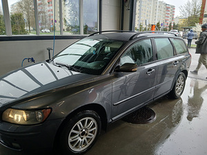 Volvo v50 (2 foto / 6)