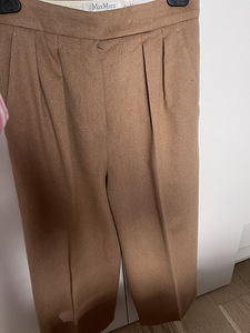 MAX MARA (1 foto / 3)