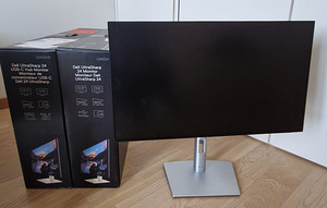 Dell 24 Ultrasharp monitors used like new (1 foto / 4)