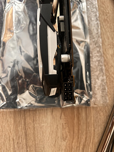 MSI GTX 1070 8GB 256bit (3 foto / 5)