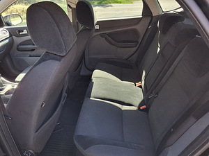Ford Focus (Ghia) kliimaseade / püsikiiruse hoidja (6 foto / 15)