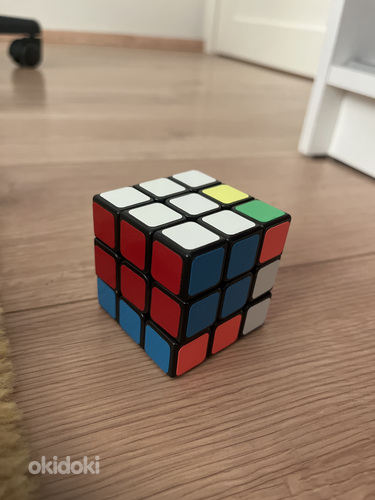 Rubiku kuubik 3×3 — töökorras, kasutatud