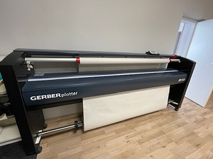 Plotter Gerber MP1802 (1 foto / 4)