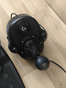 Logitech G29 (4 foto / 5)