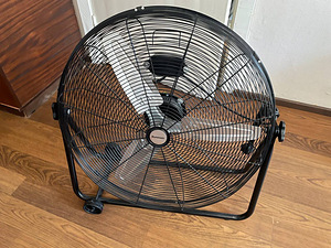 Мощный напольный вентилятор Ravanson WT-60C – Как новый!