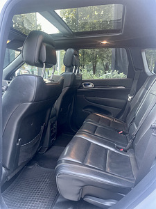 Jeep Grand Cherokee Overland 3.0 184kw 2014 LS177000 (6 foto / 6)