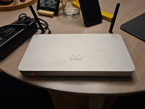 Cisco meraki mx68w (1 foto / 4)