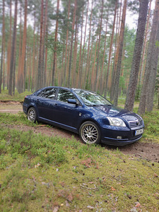 Toyota Avensis T25 (3 foto / 5)