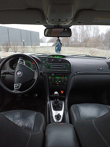 Saab 9-3 2.2 Tid (3 foto / 5)