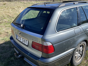 BMW 525d (12 foto / 14)
