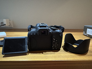 Canon EOS800d + Sigma 18-35mm f/1.8 DC HSM (3 foto / 3)