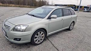 Toyota avensis 2008a (3 foto / 7)
