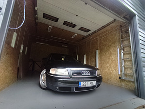 Audi 3.3tdi (1 фото из 5)