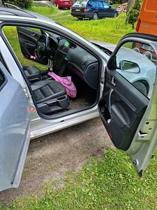 Skoda octavia (4 foto / 11)