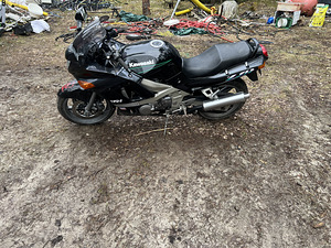 Kawasaki zx600e (7 foto / 7)