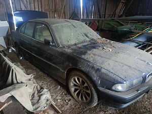 BMW e38 728 varuosadeks (1 foto / 4)