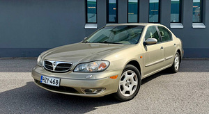 Nissan Maxima (2 фото из 12)
