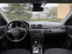 Mazda 3 1.6 77кВт (10 фото из 15)