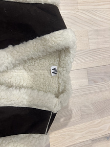Soe lambanahkne vest karusnahaga (S–M) (4 foto / 4)