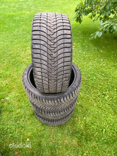 235/35/19