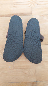 Шлепки Birkenstok (3 фото из 4)