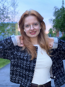 Matemaatika, eesti ja inglise keele juhendaja kooliõpilastel (1 foto / 1)