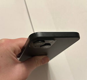 iPhone 15 256GB Black • Hea seisukord (3 foto / 9)