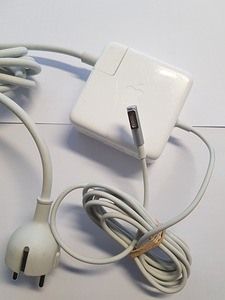 Apple Magsafe laadija 60W (1 foto / 2)