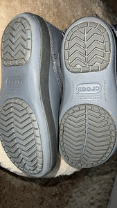 CROCS W6, как новый (3 фото из 6)