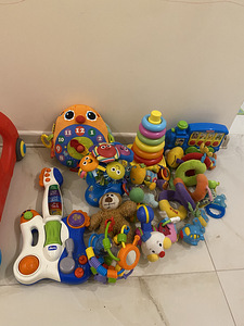 Игрушки для малыша (2 фото из 10)