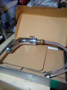 Hansgrohe (2 foto / 2)